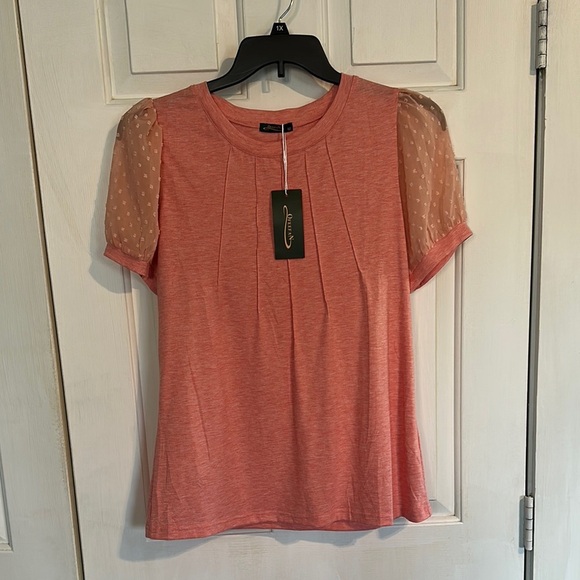 NWT Ofeefan peach top size medium women’s - Picture 1 of 3